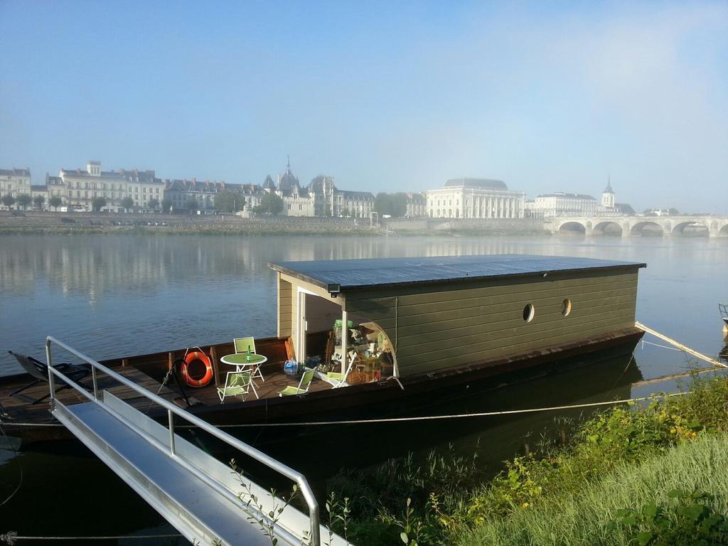 Different Holidays Saumur Esterno foto